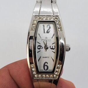 Minicci Women's Watch 18MM Gray Dial Gray Tone Bracelet 6.5" New Battery‎